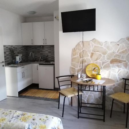 3D Studio Apartment Kastela Exterior photo