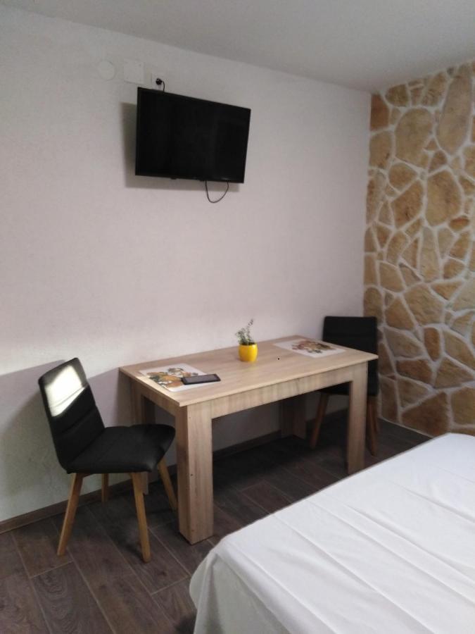 3D Studio Apartment Kastela Exterior photo